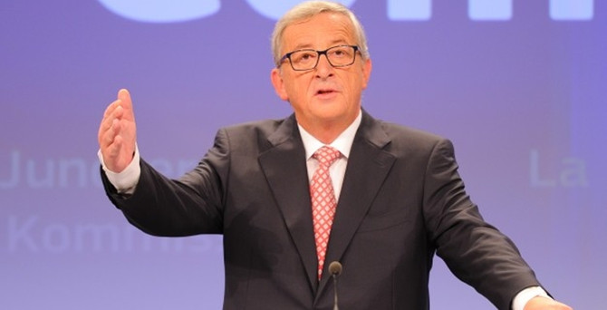 Juncker: 'Hayır' oyu Yunanistan'ın pozisyonunu zayıflatır