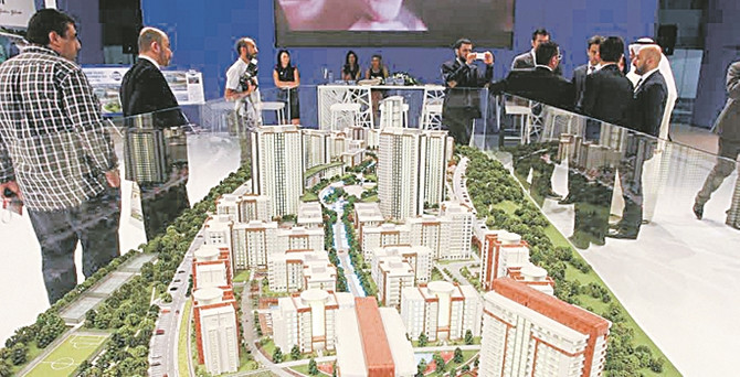 Emlak Fuarı yabancıların akınına uğradı