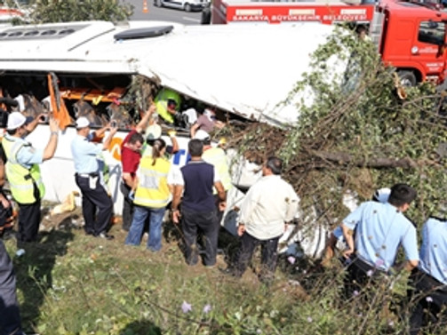 Konya'da otobüs yoldan çıktı: 22 yaralı