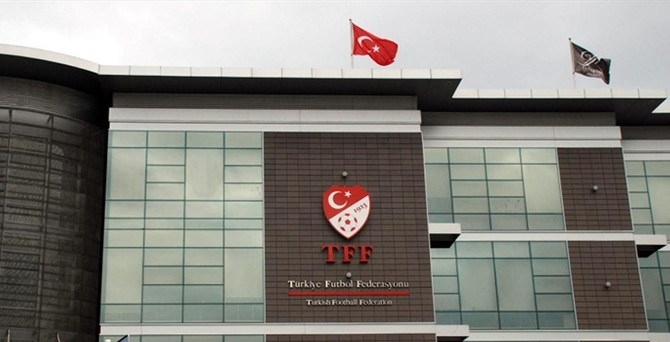 Futbola da sıçradı, MHK başkanı değişti