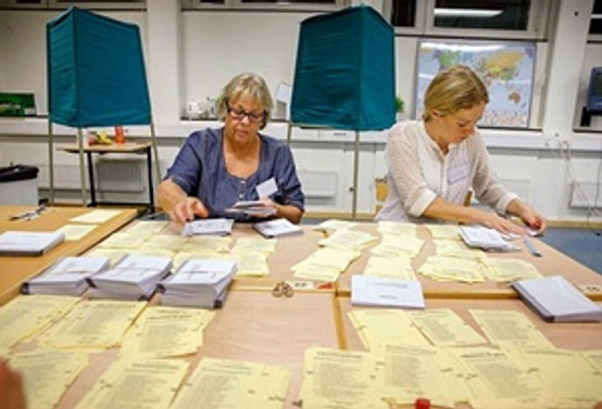 İsveç'te iktidar partisi seçimi kaybetti