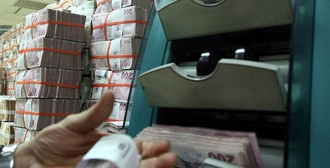Bütçe açığı ağustos sonunda 2,7 milyar TL oldu