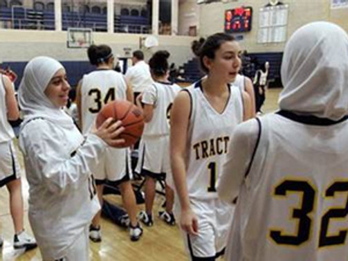 Basketbolda başörtüsü serbest