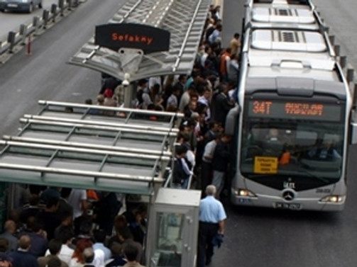 Avcılar metrobüs durağı 45 gün kapalı