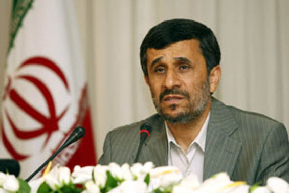 Ahmedinejad Papa'yla işbirliği istiyor