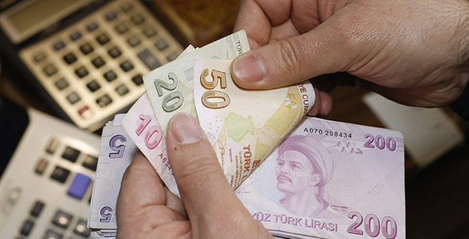 Bayram kredisi yarışı başladı