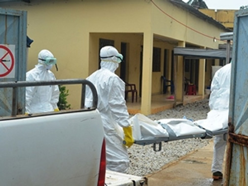Ebola virüsü bulaşan insan sayısı 20 bini aşacak!