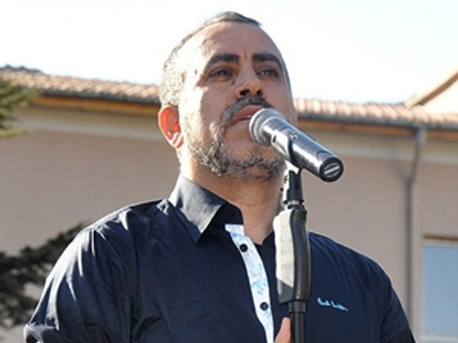 Haluk Levent trafik kazasında yaralandı