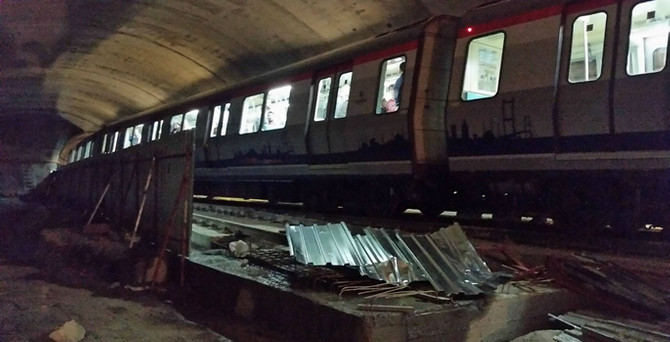 İstanbul metrosunda feci kaza