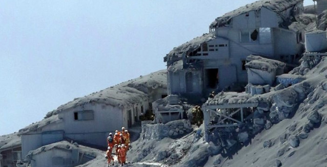 Japonya'da yanardağ faciası: 36 kişi öldü