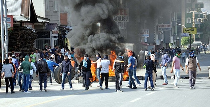 'Tarihin en büyük muhalefetiyle karşılaşacaklar'