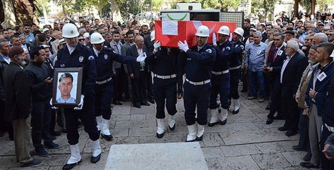 Şehit başkomiser son yolculuğuna uğurlandı