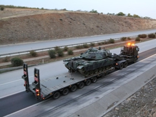 Suriye sınırına yeni tank sevkıyatı