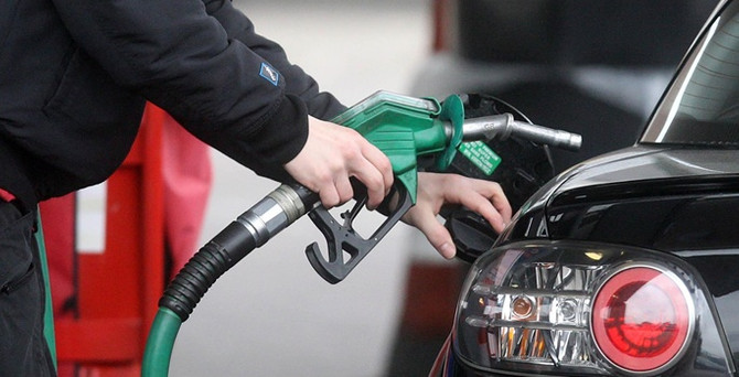 IEA petrol talebi tahminini yükseltti