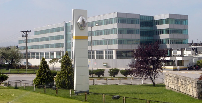 OYAK Renault, üretim ve ihracatta 10 ayın lideri