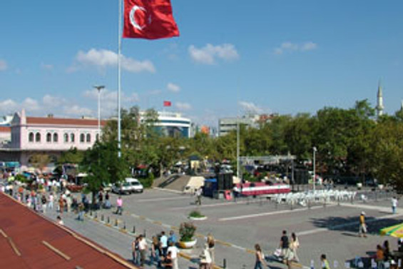 Kadıköy'de yarın bu yollara dikkat