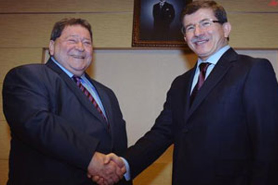 Davutoğlu-Ben-Eliezer görüşmesi İsrail'i karıştırdı