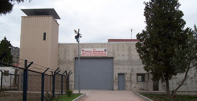 İmralı'da görevli 3 askere gözaltı