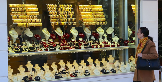 Vatandaş Kapalıçarşı'ya koştu!