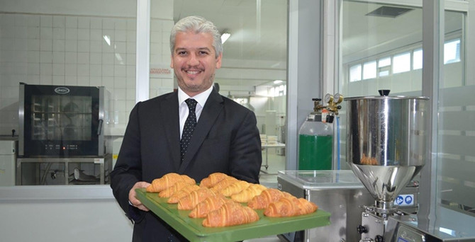 Elvan Gıda, kaos ortamında bile kruvasan sattı