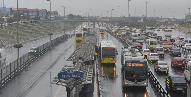 İstanbul için fırtına ve yağış uyarısı