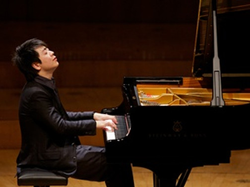 Piyanist Lang, İstanbul'da konser verecek