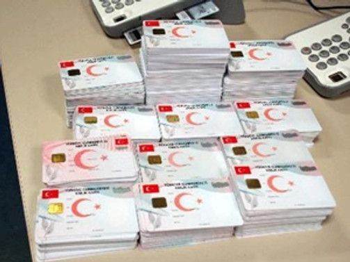 CHP'den yeni nüfus cüzdanları için teklif
