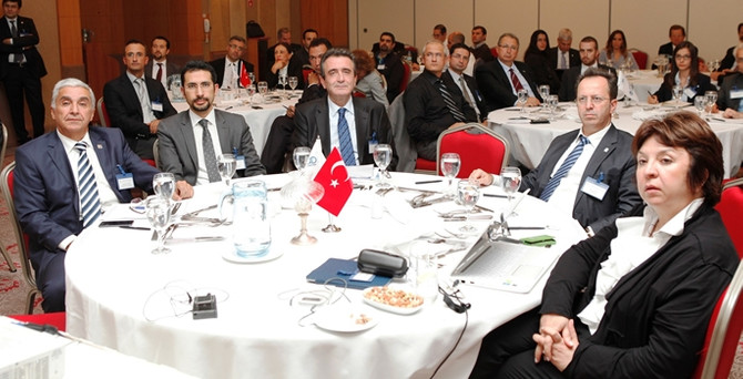 TAYSAD, İzmir’de üyeleriyle buluştu
