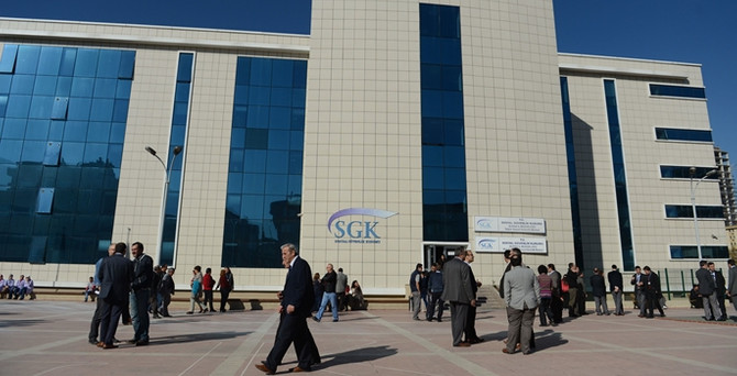 SGK’dan ‘ilave ücret’ açıklaması