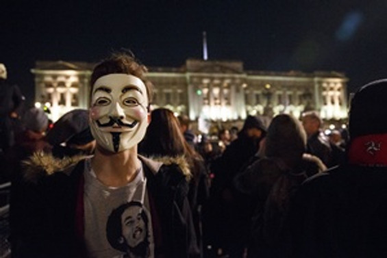Guy Fawkes yeniden Londra sokaklarında