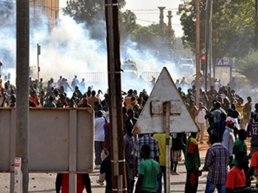 Burkina Faso'da 2015 sonunda seçim yapılacak