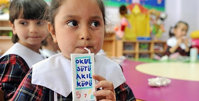 Okul sütü ihalesi yapıldı
