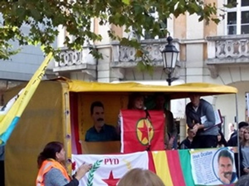 PKK bayrağı tutan vekilin dokunulmazlığı kaldırıldı