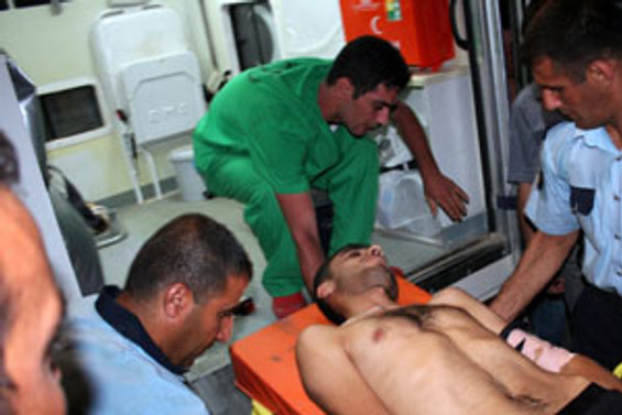 PKK'dan hain saldırı: 8 yaralı