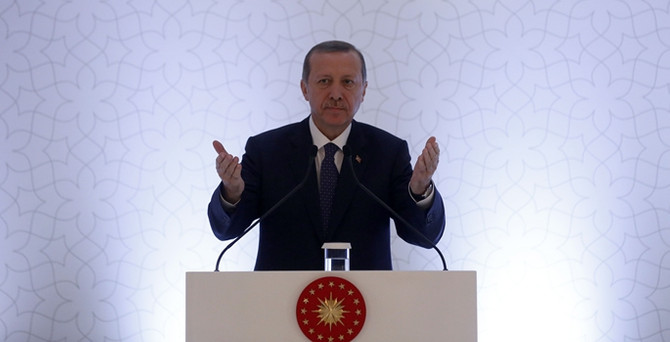 'Hedefimiz bilişimde üreten ülke olmak'