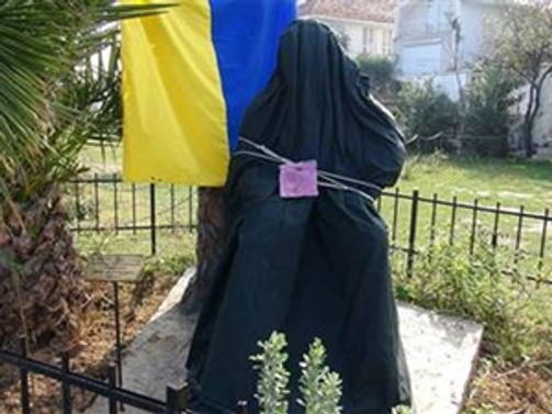 Lefter’in heykeli mühürlendi