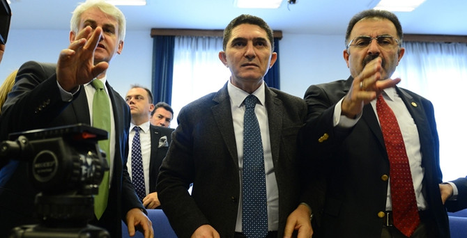 Komisyonda 'Kürdistan' tartışması!