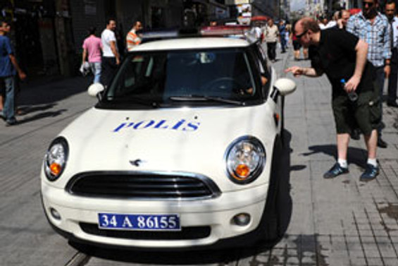 Taksim'in güvenliği 'Mini'lerden sorulacak