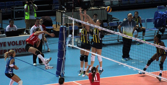 Yeni lider VakıfBank