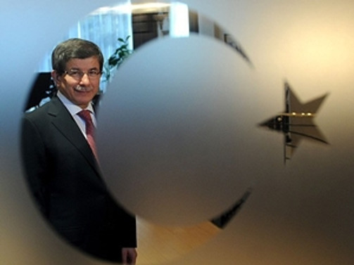 Davutoğlu YAŞ'a ilk kez başkanlık edecek
