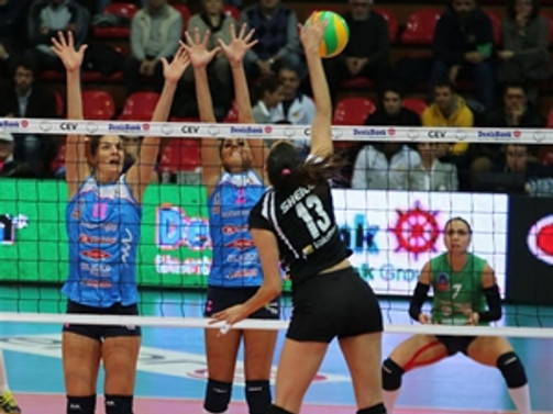 VakıfBank, Avrupa’da kayıpsız devam ediyor