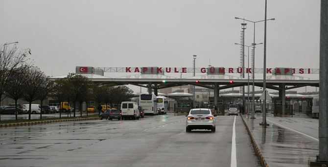 Yağmur Kapıkule yolunu kapattı