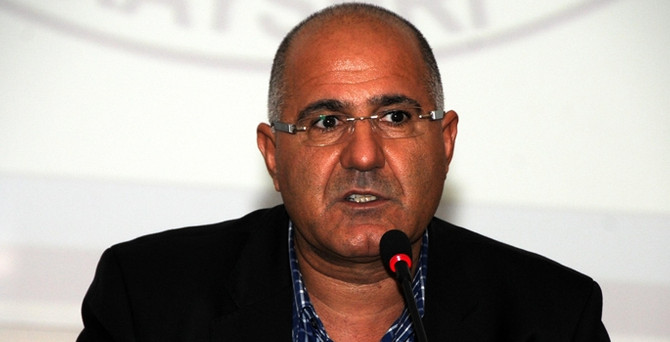 'Birkaç üniversite dışında, teknokentler teknoloji çöplüğü'