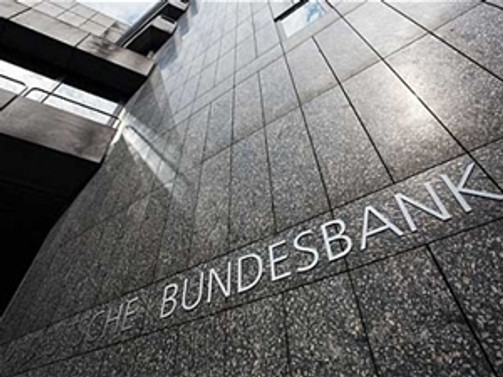 Bundesbank, büyüme ve enflasyon beklentilerini düşürdü