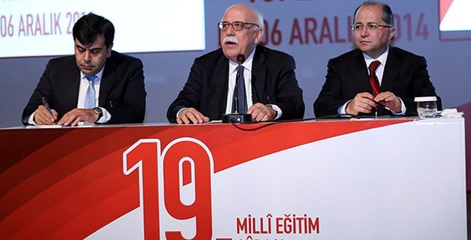 İlkokula da 'zorunlu din dersi' geliyor