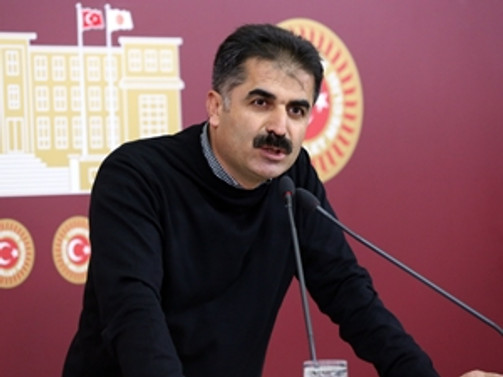 "O okulu da verecek hocaya dar ederim"