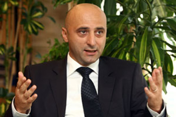 Şahinliğimi göstermeye başlayacağım