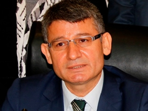 Fikret Yeni, yeniden başkan