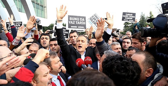 Ekrem Dumanlı gözaltına alındı