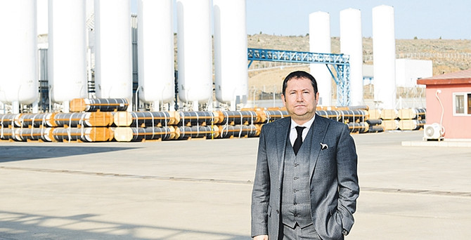 1.2 milyar dolar ciroya 'entegre' yatırımı ile koşuyor